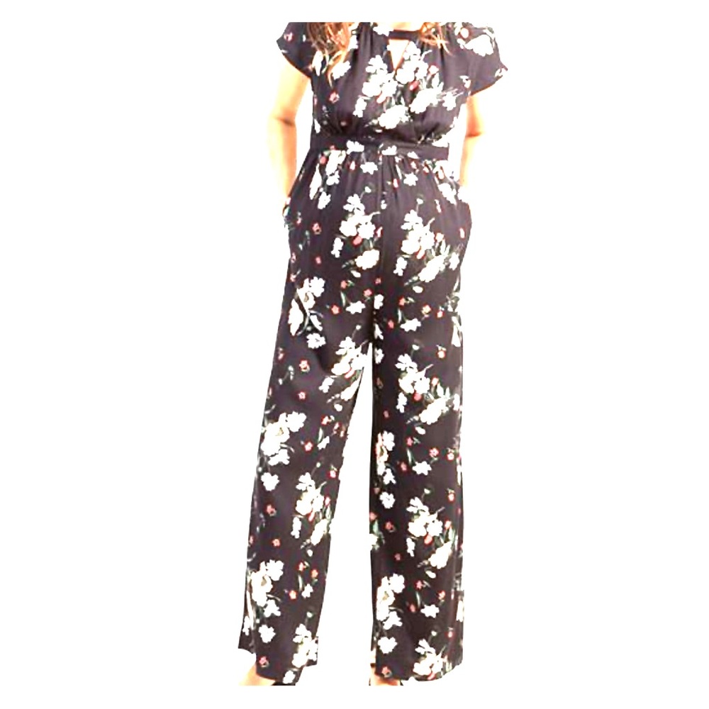 Ingrid & Isabel maternity jumpsuit